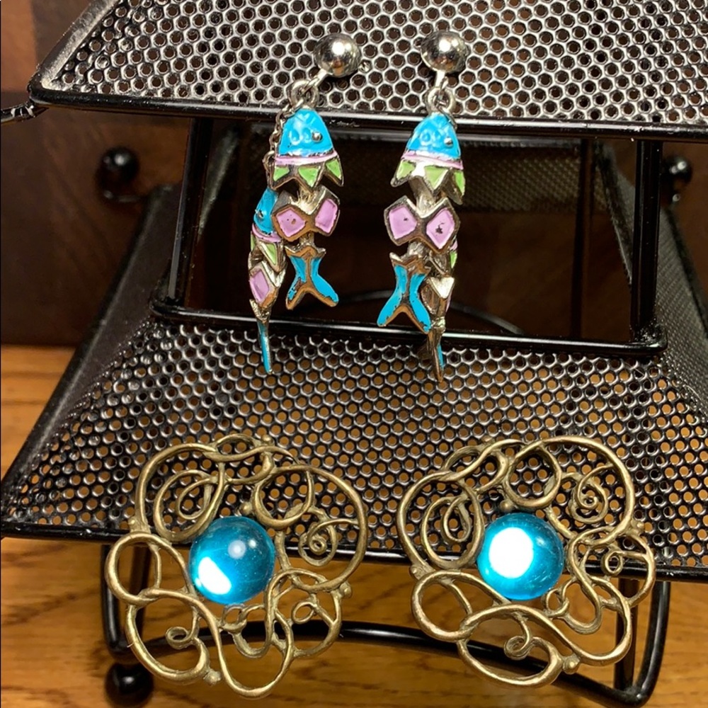 Bundle 2 rare clip on earrings Vintage Antique